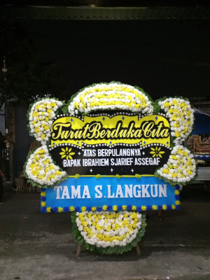 Papan Bunga Duka di Paninggilan Utara