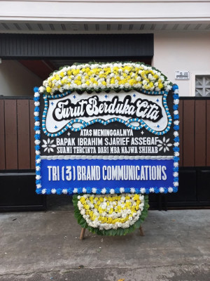Papan Bunga Duka di Paninggilan Utara